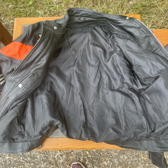 Leather Harley Davison biker jacket. Full price $400. - Picture 6 of 8